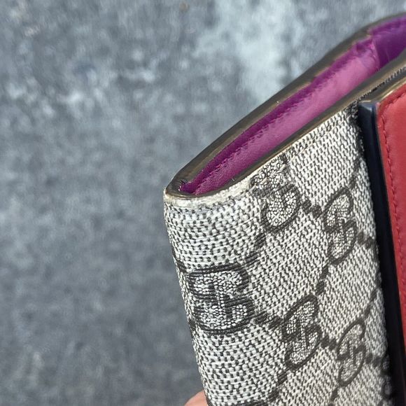 Gucci GG Supreme Monogram Calfskin Padlock Continental Wallet Red Pink - Picture 6 of 13